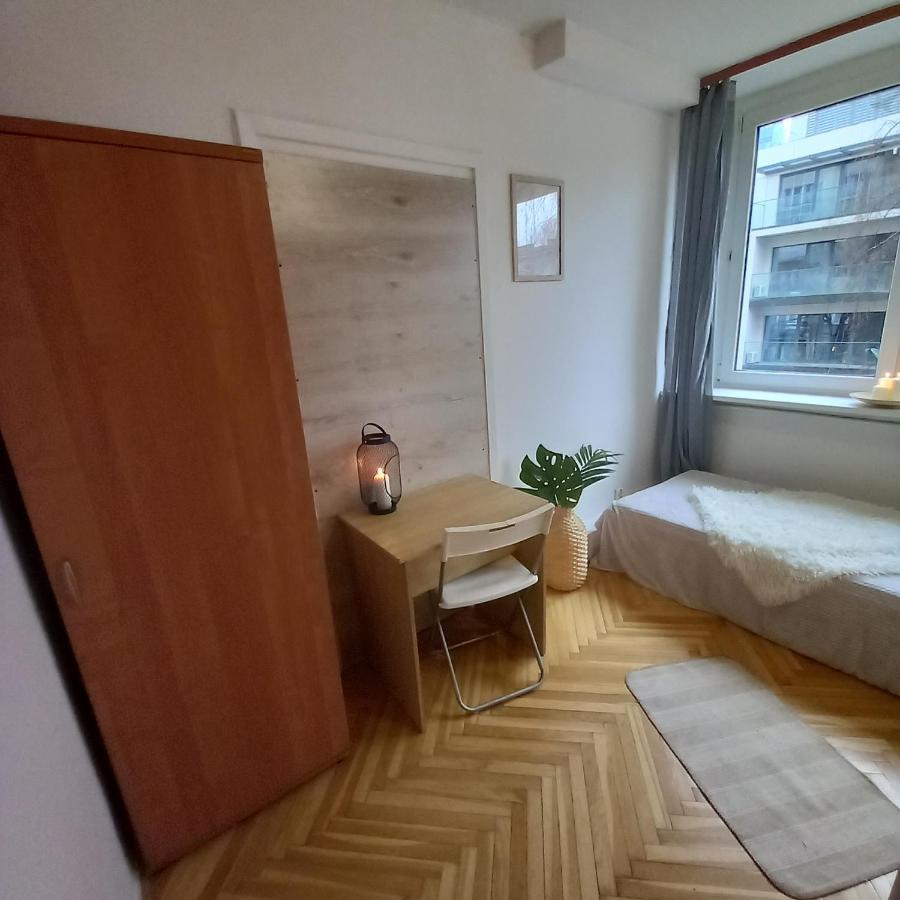 Regem Pokoje Zlota Varsovia Exterior foto